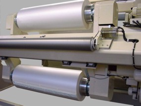Shaftless reel support Shaftless reel support